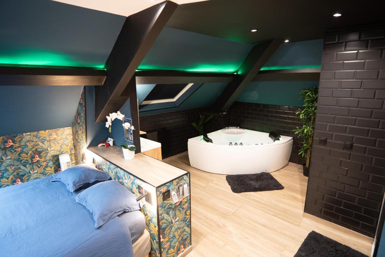 Capsule Color Deluxe Balneo I Ecran Home Cinema I Console De Jeux Trith-Saint-Leger Exterior photo